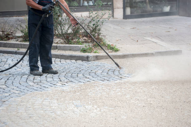 Best Parking Lot and Garage Cleaning  in Giddings, TX